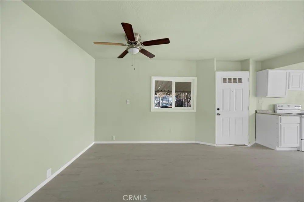 1913 Chain Avenue Lake Isabella, CA 93240