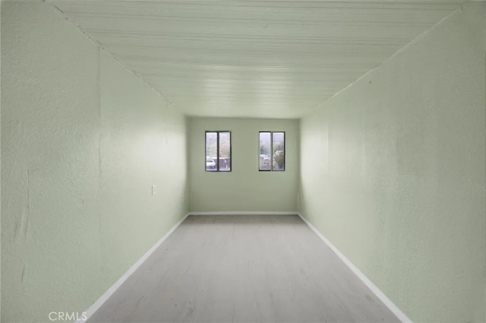 1913 Chain Avenue Lake Isabella, CA 93240