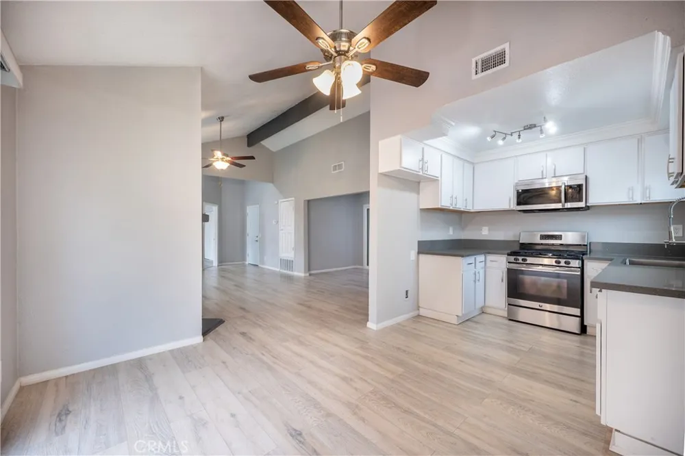 16262 Tokay Victorville, CA 92395