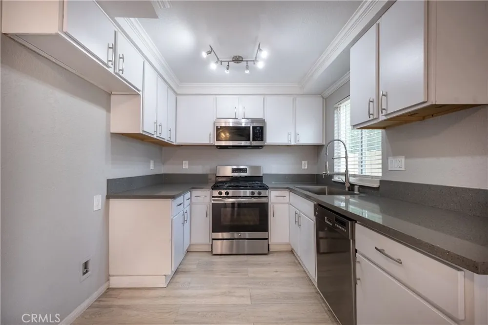 16262 Tokay Victorville, CA 92395