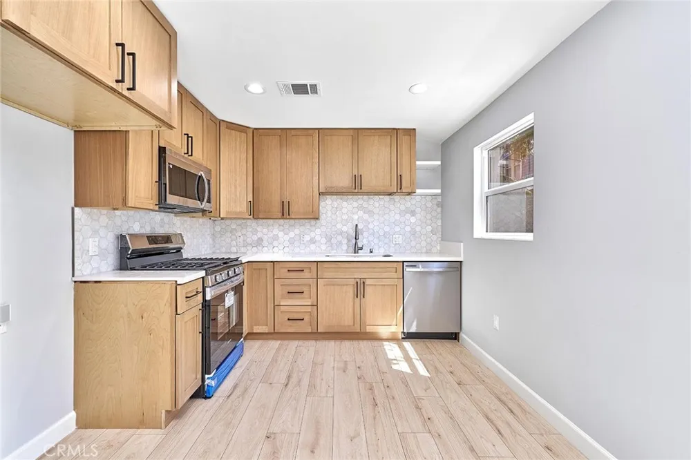 710 El Molino Pasadena, CA 91104
