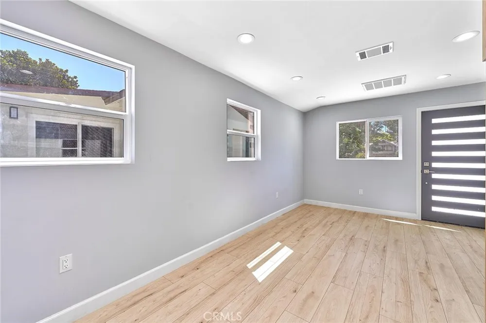 710 El Molino Pasadena, CA 91104
