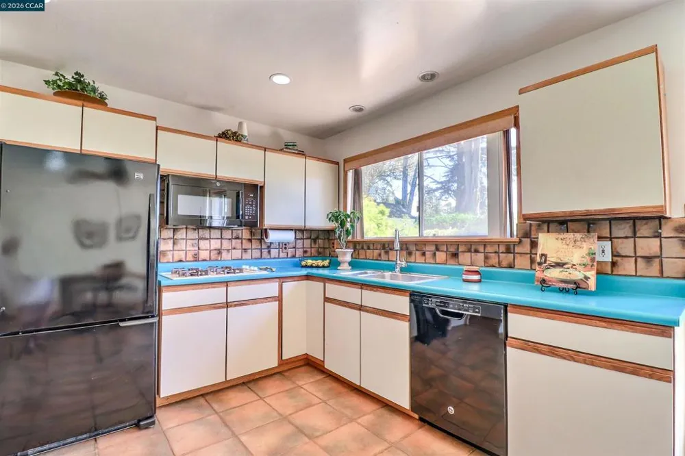 6830 Del Monte Ave Richmond, CA 94805