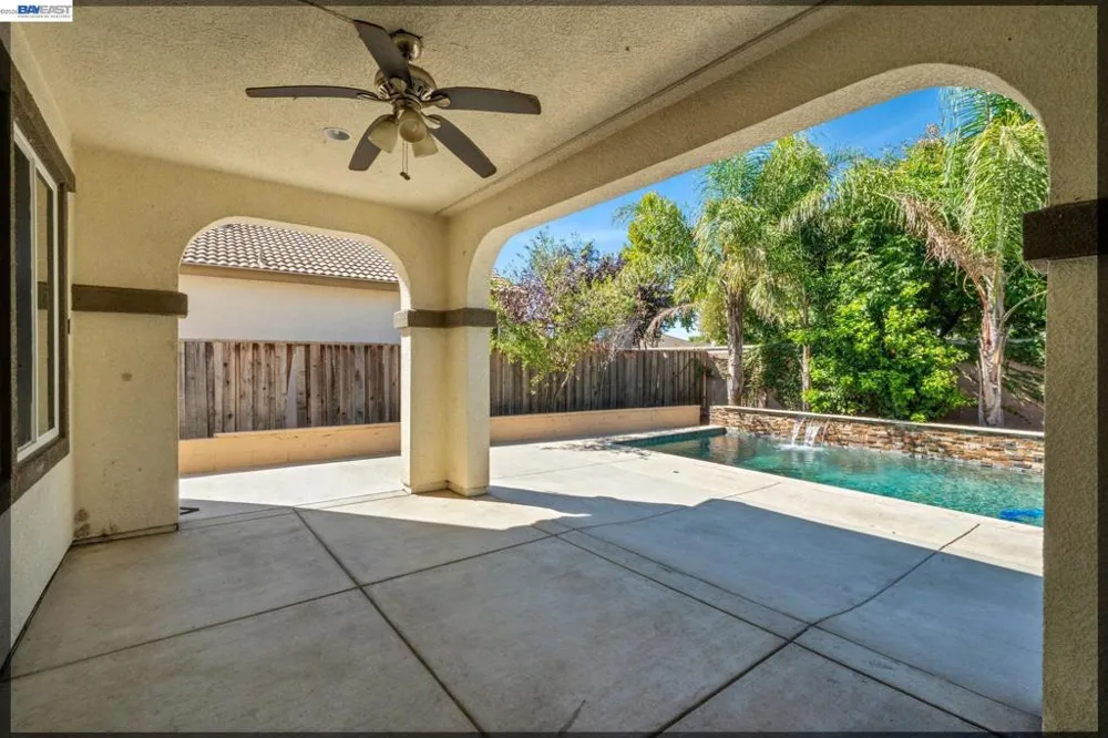 2142 Harborage Way Oakley, CA 94561