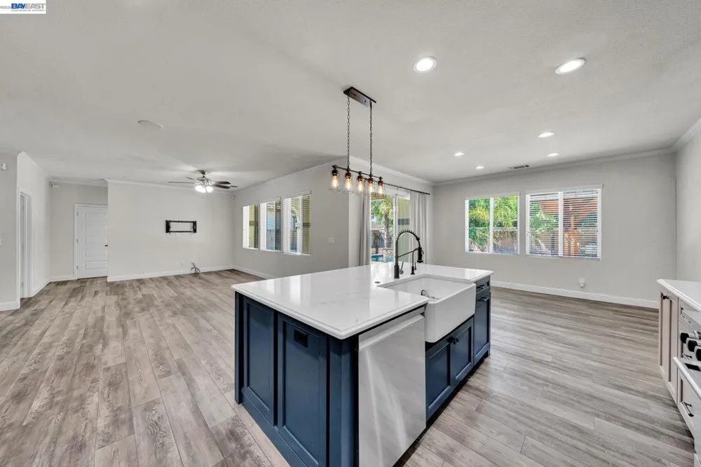 2142 Harborage Way Oakley, CA 94561