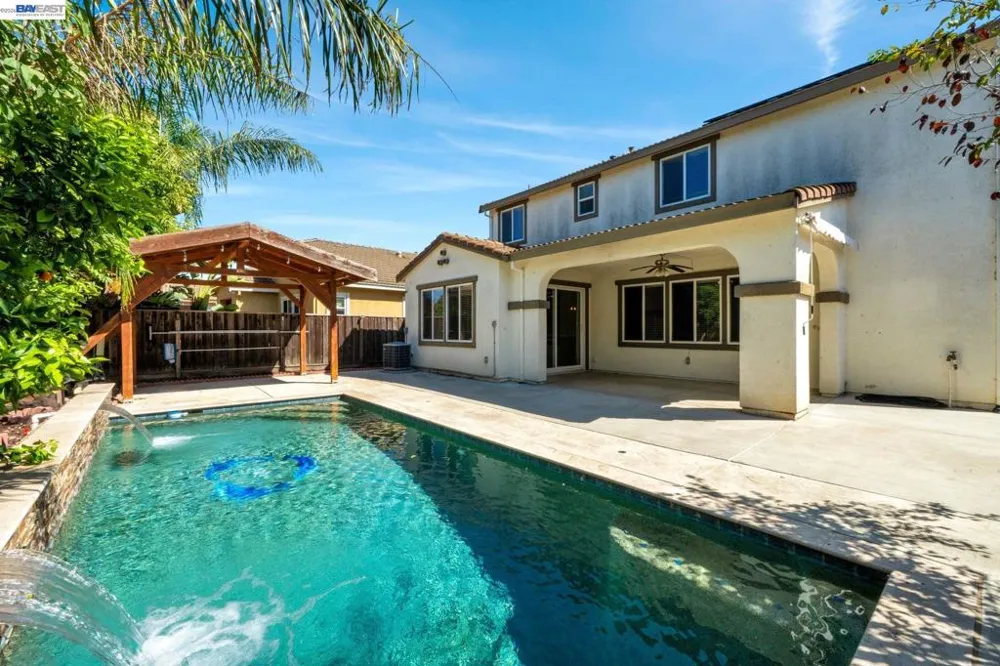 2142 Harborage Way Oakley, CA 94561