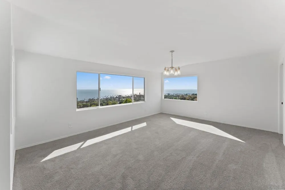 5995 La Jolla Corona La Jolla, CA 92037