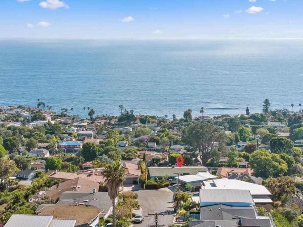 5995 La Jolla Corona La Jolla, CA 92037
