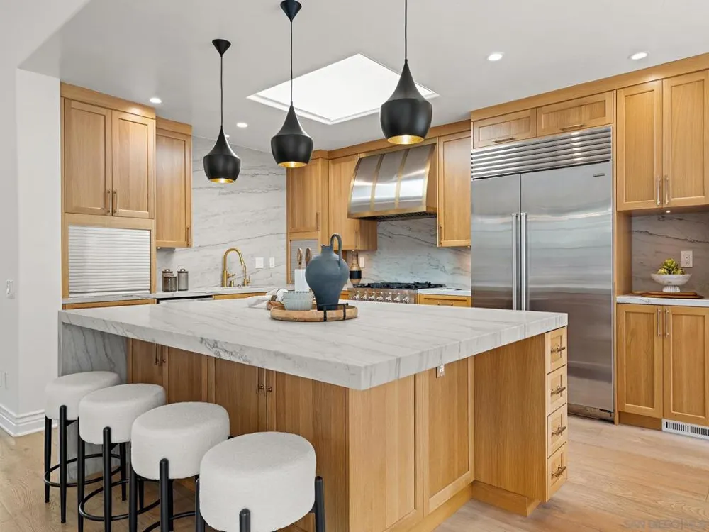 1385 Park Row La Jolla, CA 92037