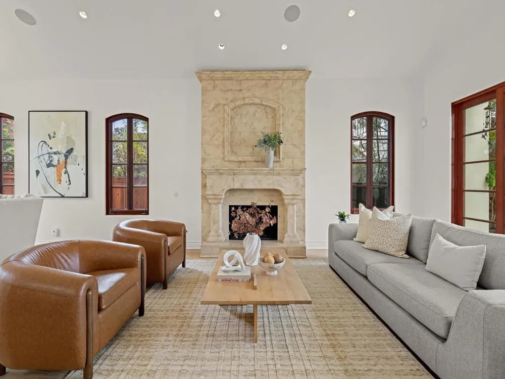 1385 Park Row La Jolla, CA 92037