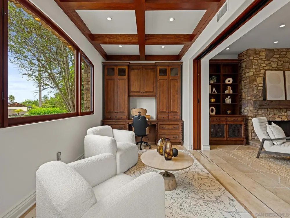 1385 Park Row La Jolla, CA 92037