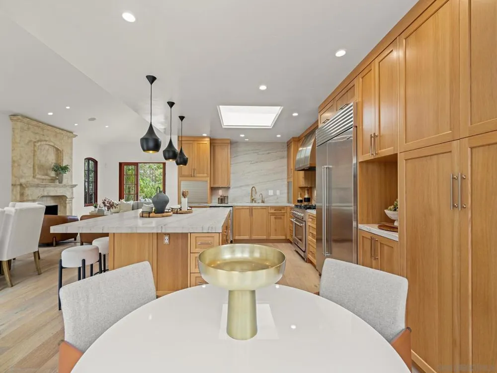1385 Park Row La Jolla, CA 92037