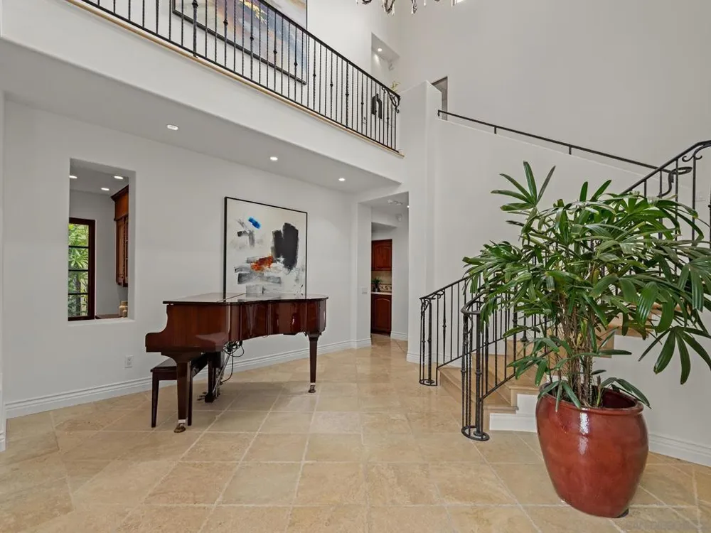 1385 Park Row La Jolla, CA 92037
