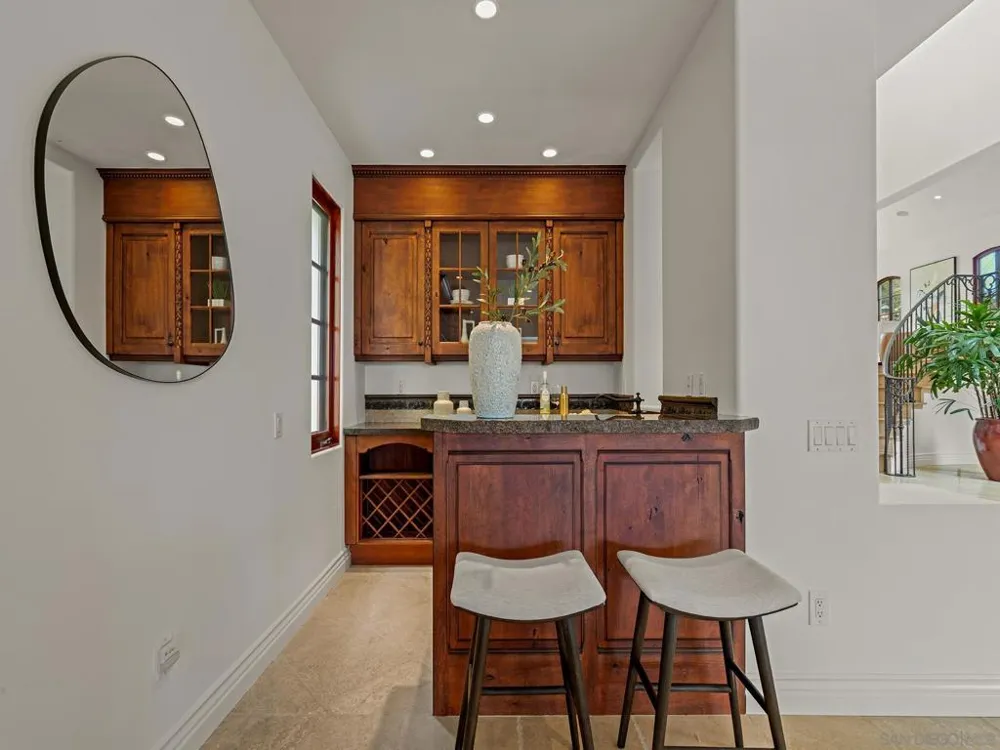 1385 Park Row La Jolla, CA 92037