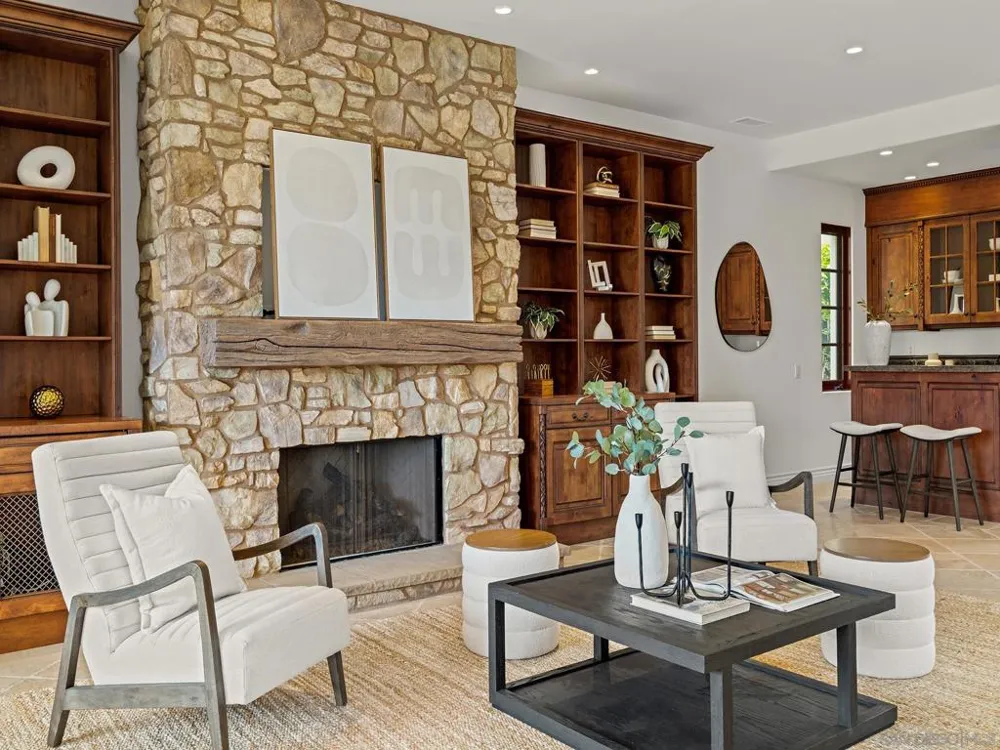 1385 Park Row La Jolla, CA 92037