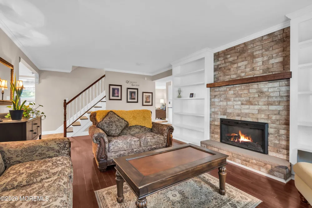 16 Hearth Court Howell, NJ 07731