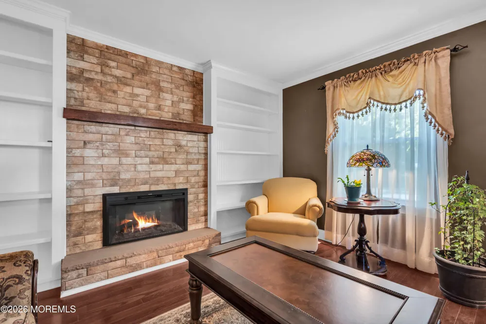 16 Hearth Court Howell, NJ 07731
