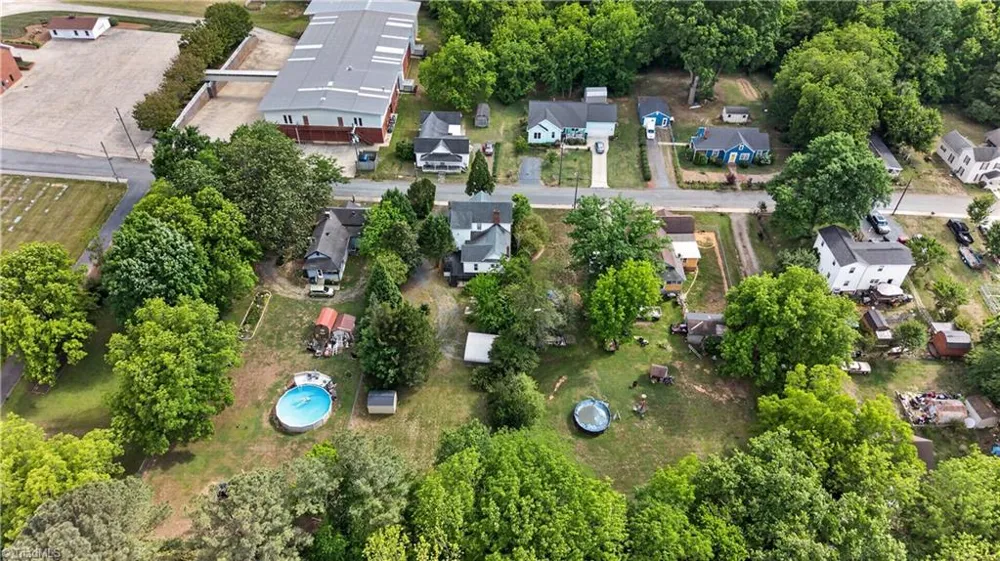 1386 Church Street Ramseur, NC 27316