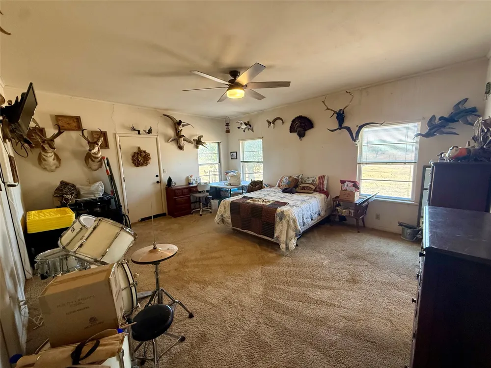 414 E Walnut Street Strawn, TX 76475