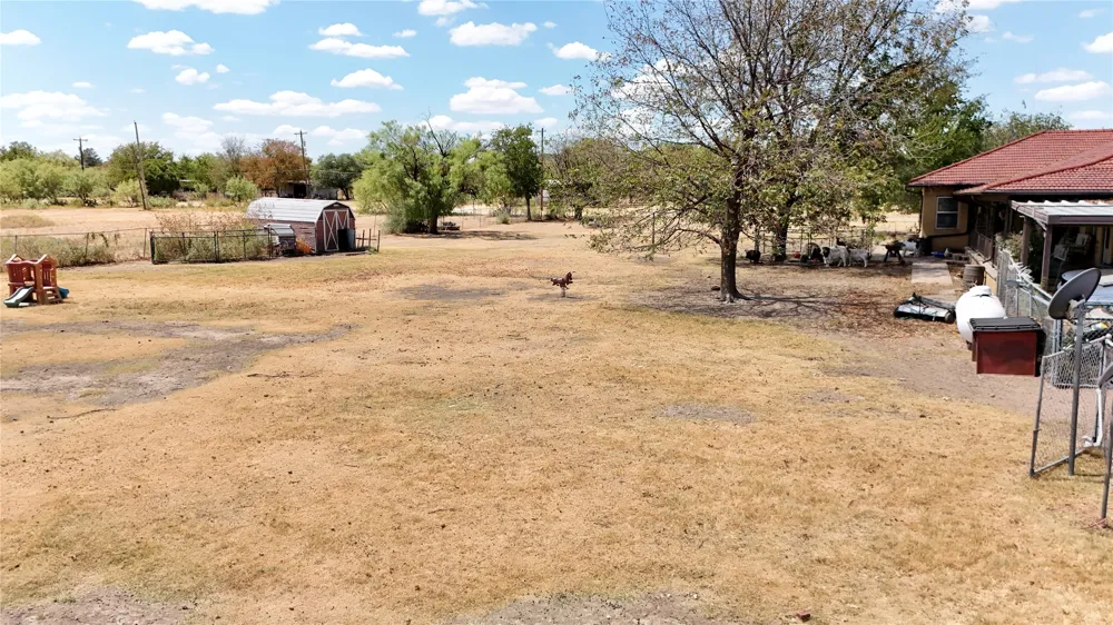 414 E Walnut Street Strawn, TX 76475