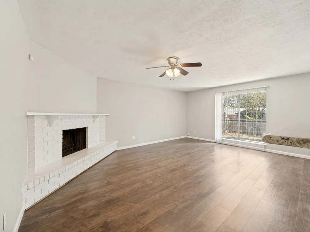 5225 Knox Drive The Colony, TX 75056