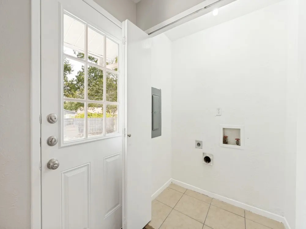 5225 Knox Drive The Colony, TX 75056