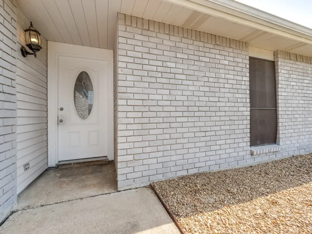 5225 Knox Drive The Colony, TX 75056
