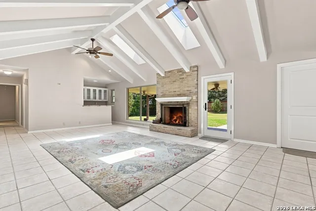 102 IRONGATE RD San Antonio, TX 78213