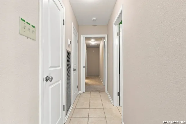 102 IRONGATE RD San Antonio, TX 78213
