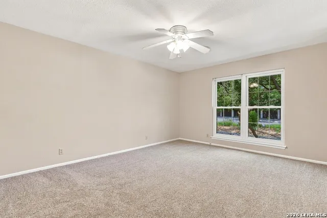 102 IRONGATE RD San Antonio, TX 78213