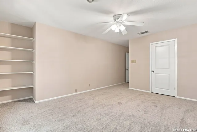 102 IRONGATE RD San Antonio, TX 78213