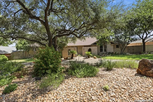 102 IRONGATE RD San Antonio, TX 78213