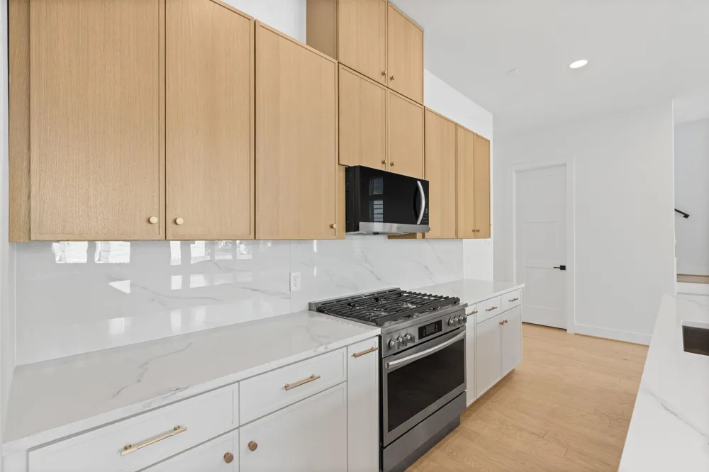 1103 E 37th Street Houston, TX 77022