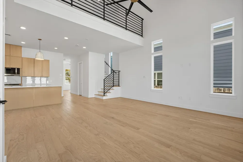 1103 E 37th Street Houston, TX 77022