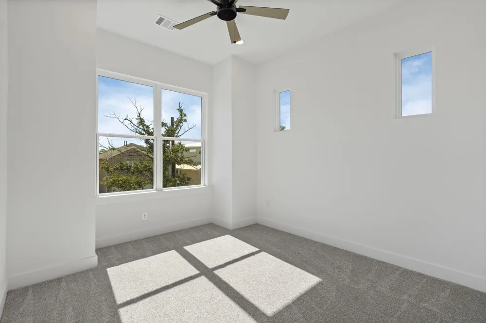 1103 E 37th Street Houston, TX 77022