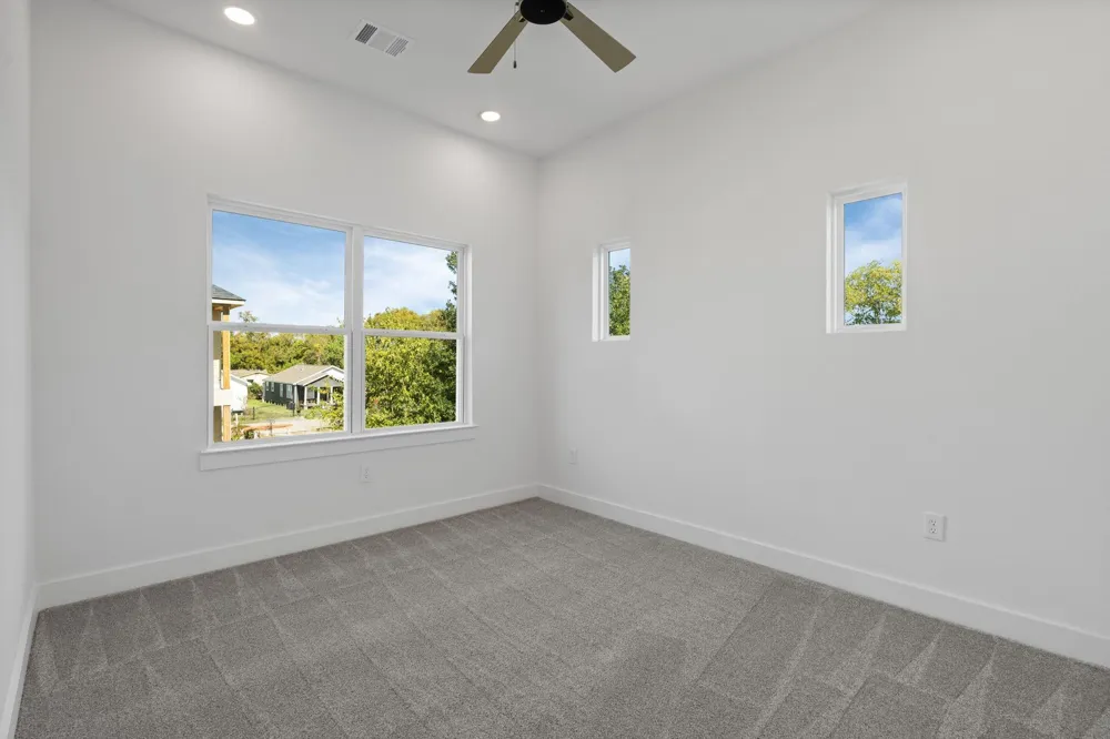 1103 E 37th Street Houston, TX 77022