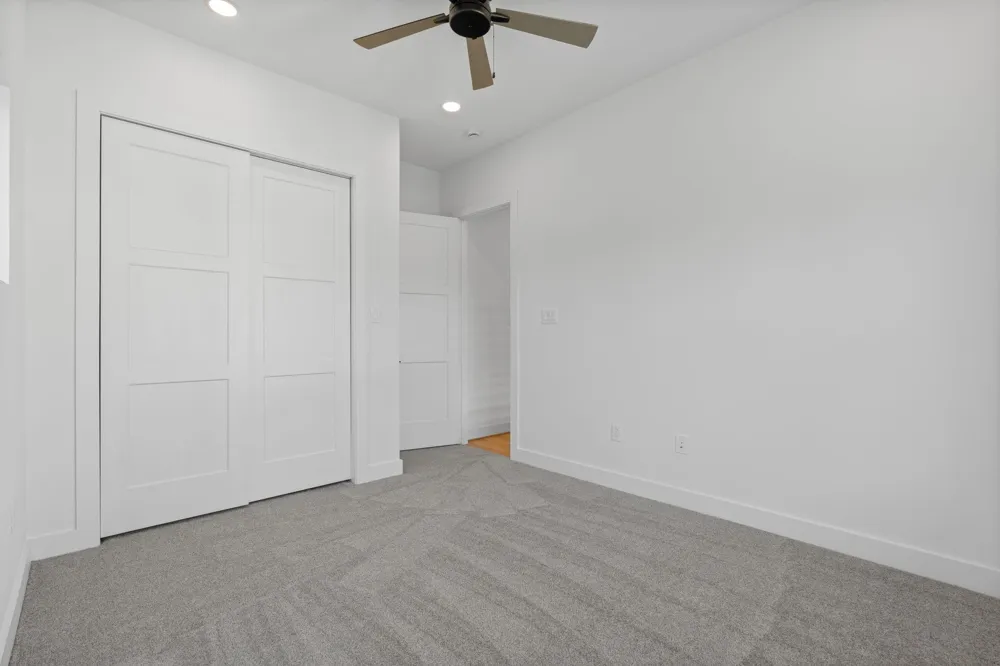 1103 E 37th Street Houston, TX 77022