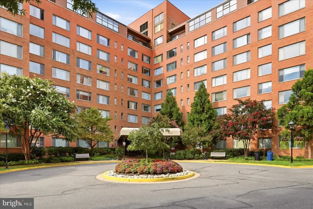 1111 ARLINGTON BOULEVARD #1003 Arlington, VA 22209