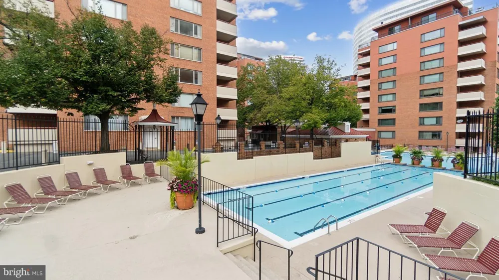 1111 ARLINGTON BOULEVARD #1003 Arlington, VA 22209