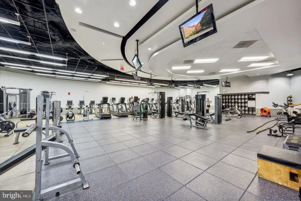 1111 ARLINGTON BOULEVARD #1003 Arlington, VA 22209