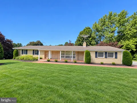 4100 FRIAR TUCK WAY