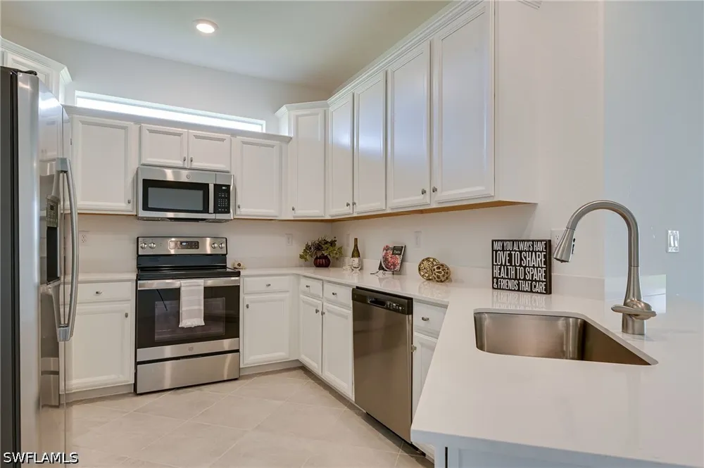 Vine Avenue Naples, FL 34120