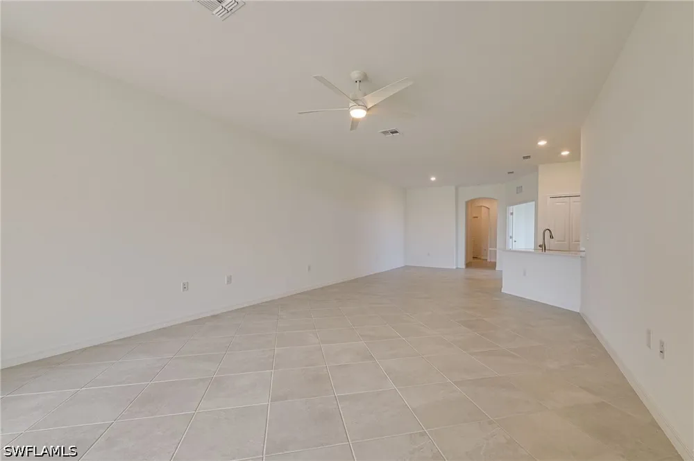Vine Avenue Naples, FL 34120