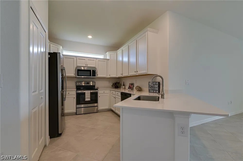 Vine Avenue Naples, FL 34120