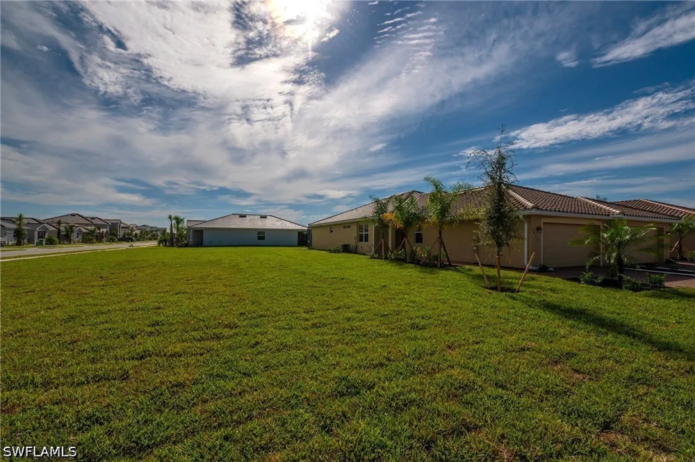 Vine Avenue Naples, FL 34120