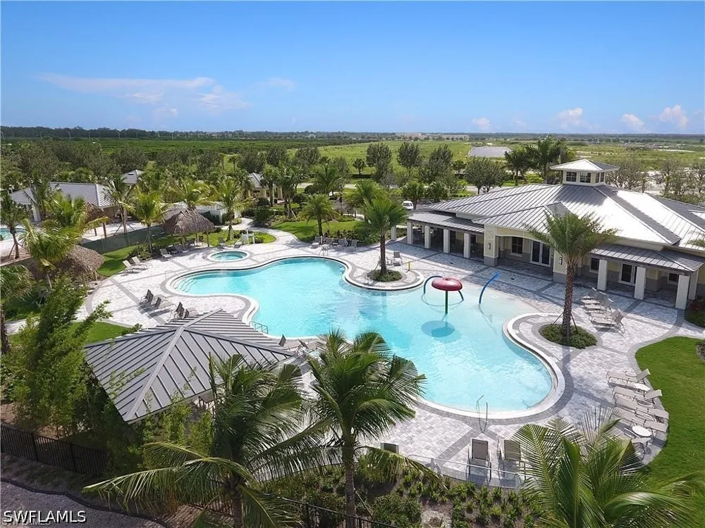 Vine Avenue Naples, FL 34120