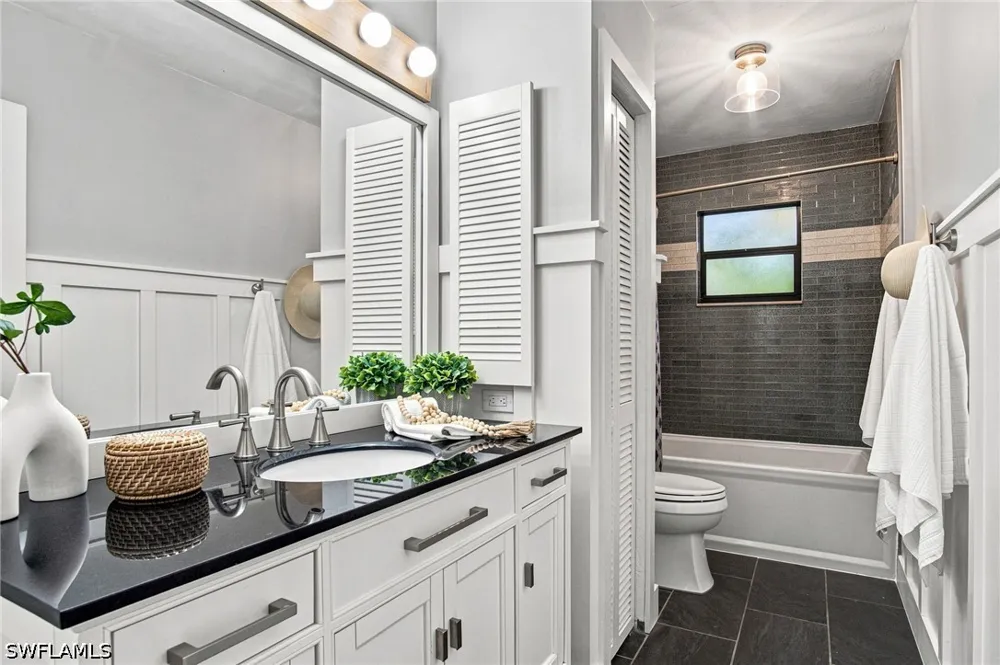 Hickory Wood Drive Naples, FL 34119