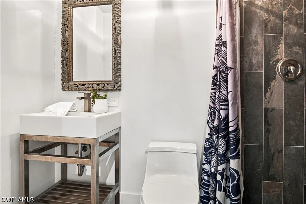 Hickory Wood Drive Naples, FL 34119