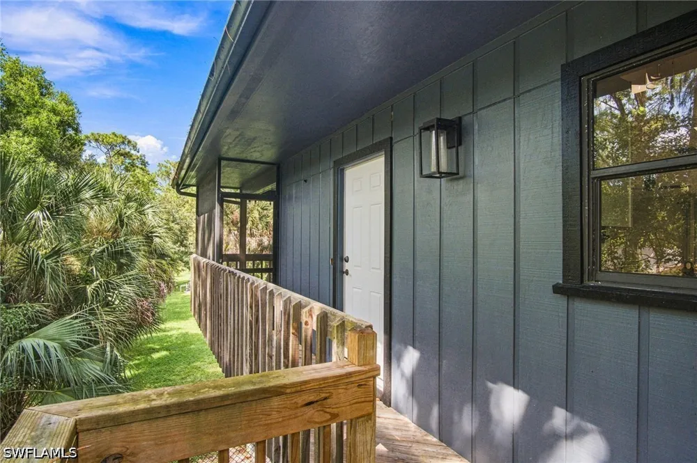 Hickory Wood Drive Naples, FL 34119