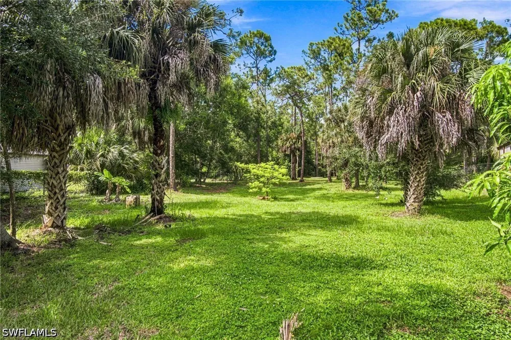 Hickory Wood Drive Naples, FL 34119
